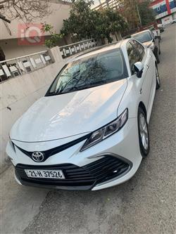 تۆیۆتا کامری